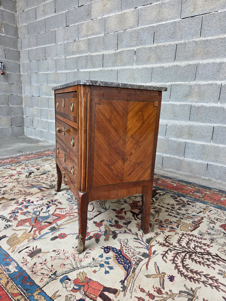  Commode en marqueterie, Transition Louis XV – Louis XVI, d'époque XVIIIe s-photo-2