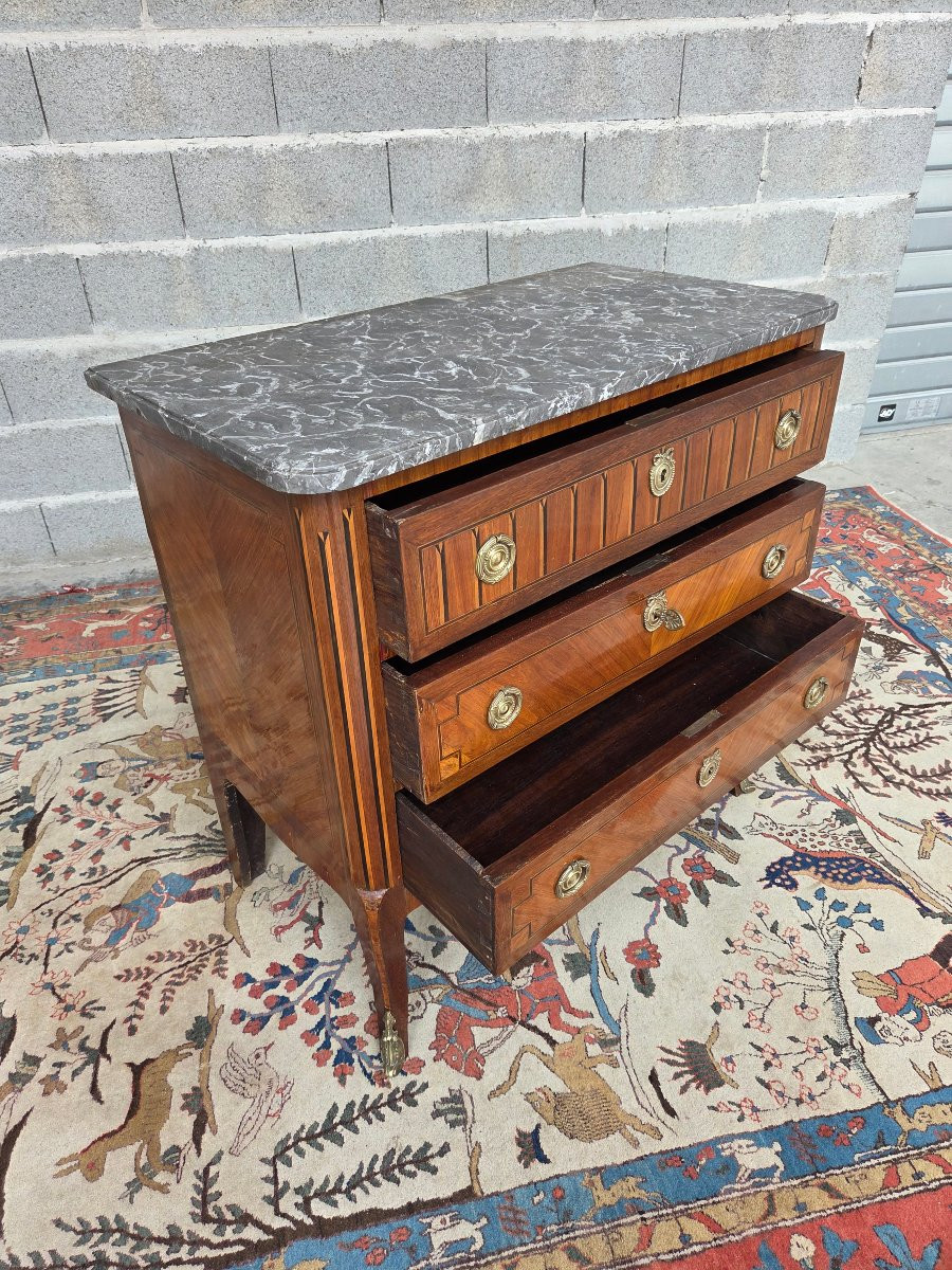  Commode en marqueterie, Transition Louis XV – Louis XVI, d'époque XVIIIe s-photo-2
