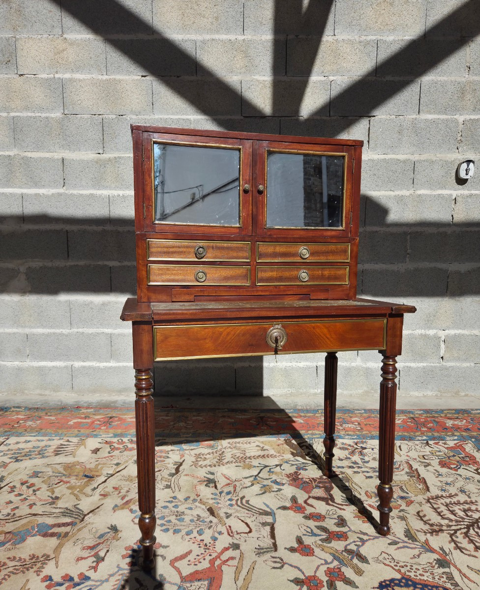 Mahogany 