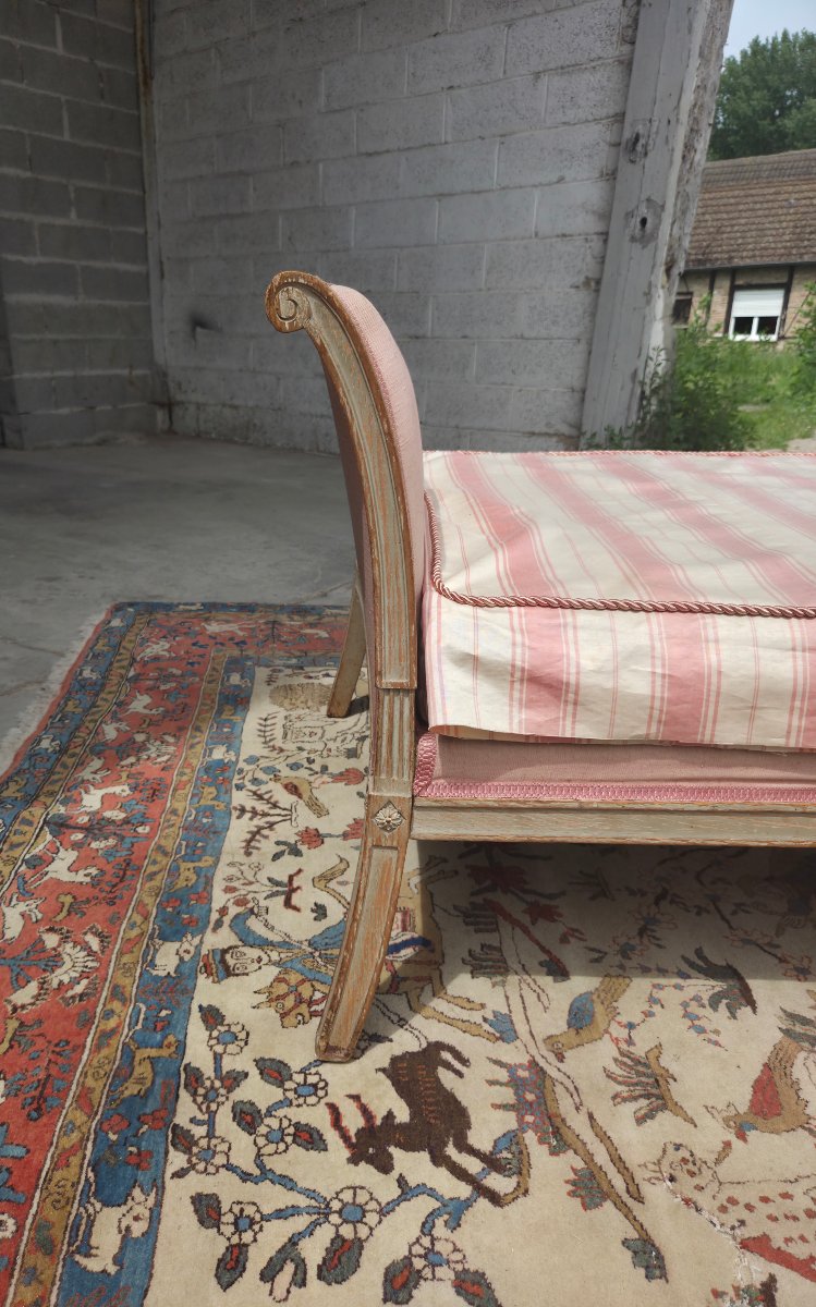 Méridienne en bois rechampi,  Louis XVI, d'époque XIXᵉ siècle-photo-4
