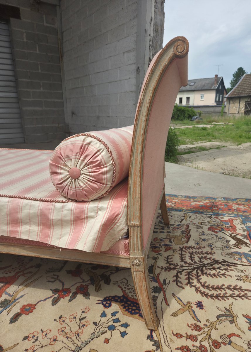 Méridienne en bois rechampi,  Louis XVI, d'époque XIXᵉ siècle-photo-5