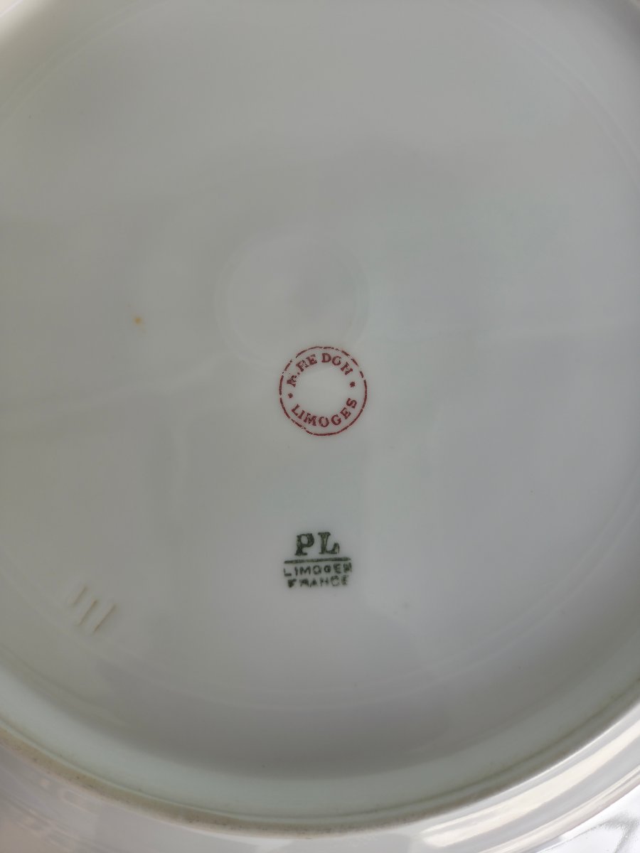 Limoges Porcelain Dinner Service, 55 Pieces, Monogrammed, Mid XXᵉ Century-photo-6