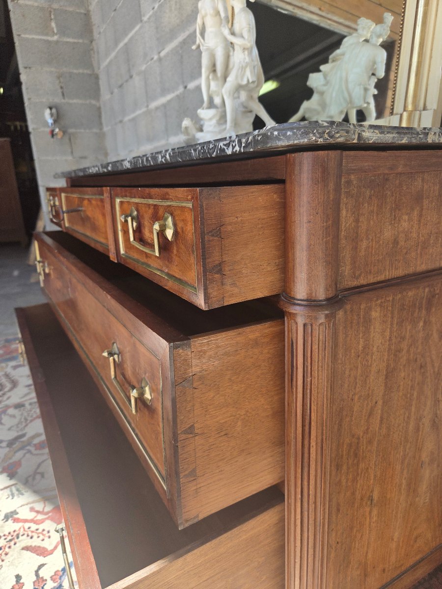 Commode en acajou,  Louis XVI,  d'époque XVIIIe siècle-photo-2