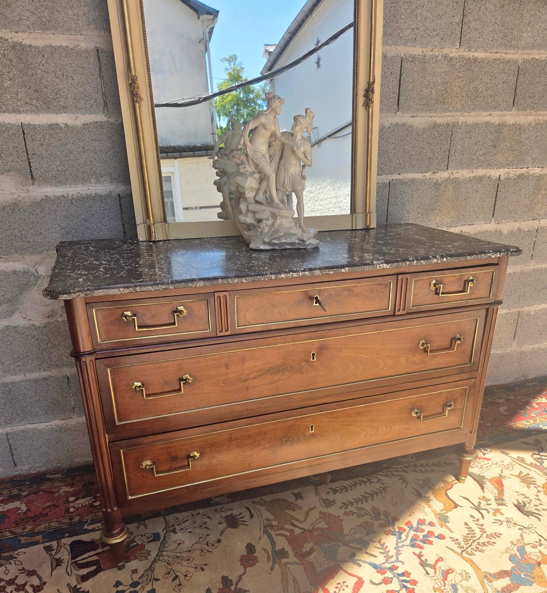 Commode en acajou,  Louis XVI,  d'époque XVIIIe siècle