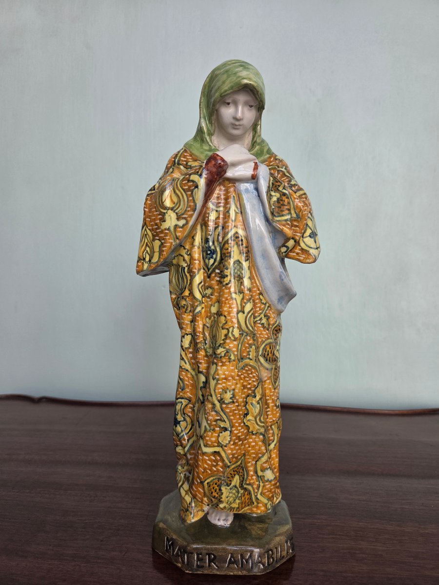 Mater Amabilis,  Vierge en faïence polychrome, d'époque XIXᵉ-photo-4