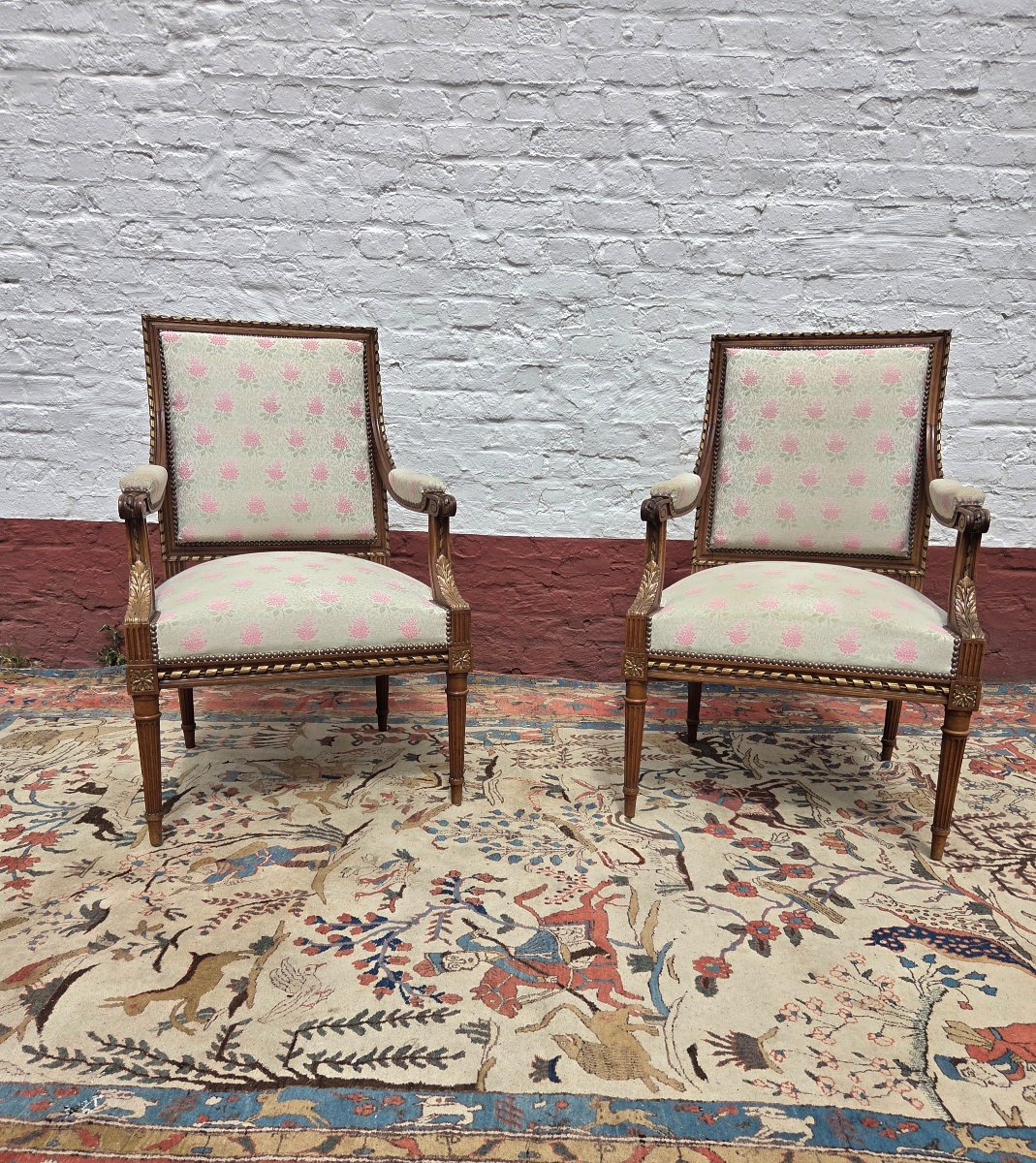 Partially Gilded Walnut Living Room Set. Sofa, Two Armchairs, And Four Chairs. Louis XVI, 19th Century -photo-6
