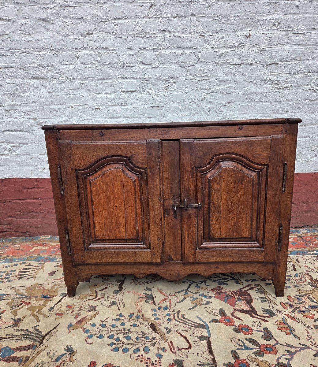 Louis XV-style Low Sideboard In Molded Oak, Dating From The 18th Century