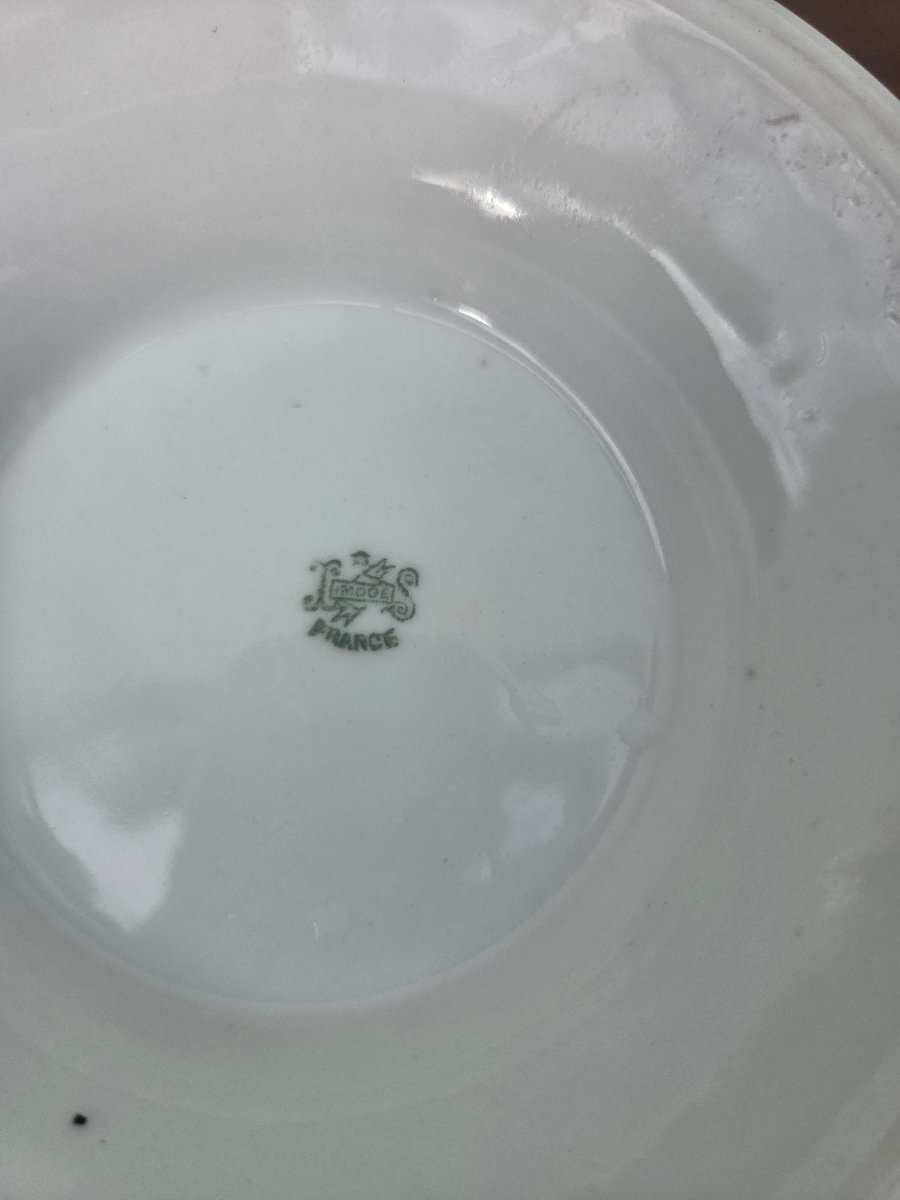 Soupière en porcelaine de Lourioux,  Style Louis XV. D'époque XXᵉ siècle-photo-4