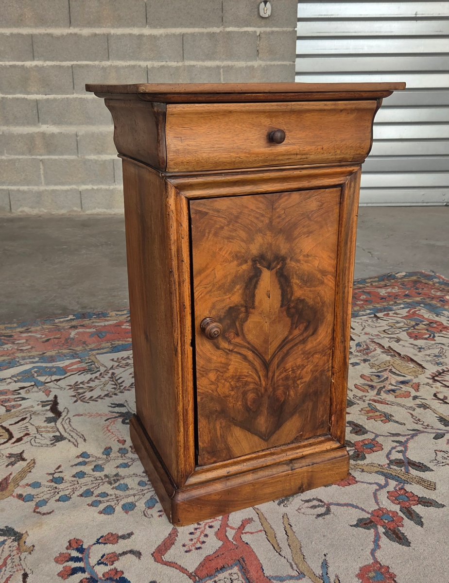 Louis-philippe-style Nightstand In Walnut And Burl Walnut. 19th-century. 