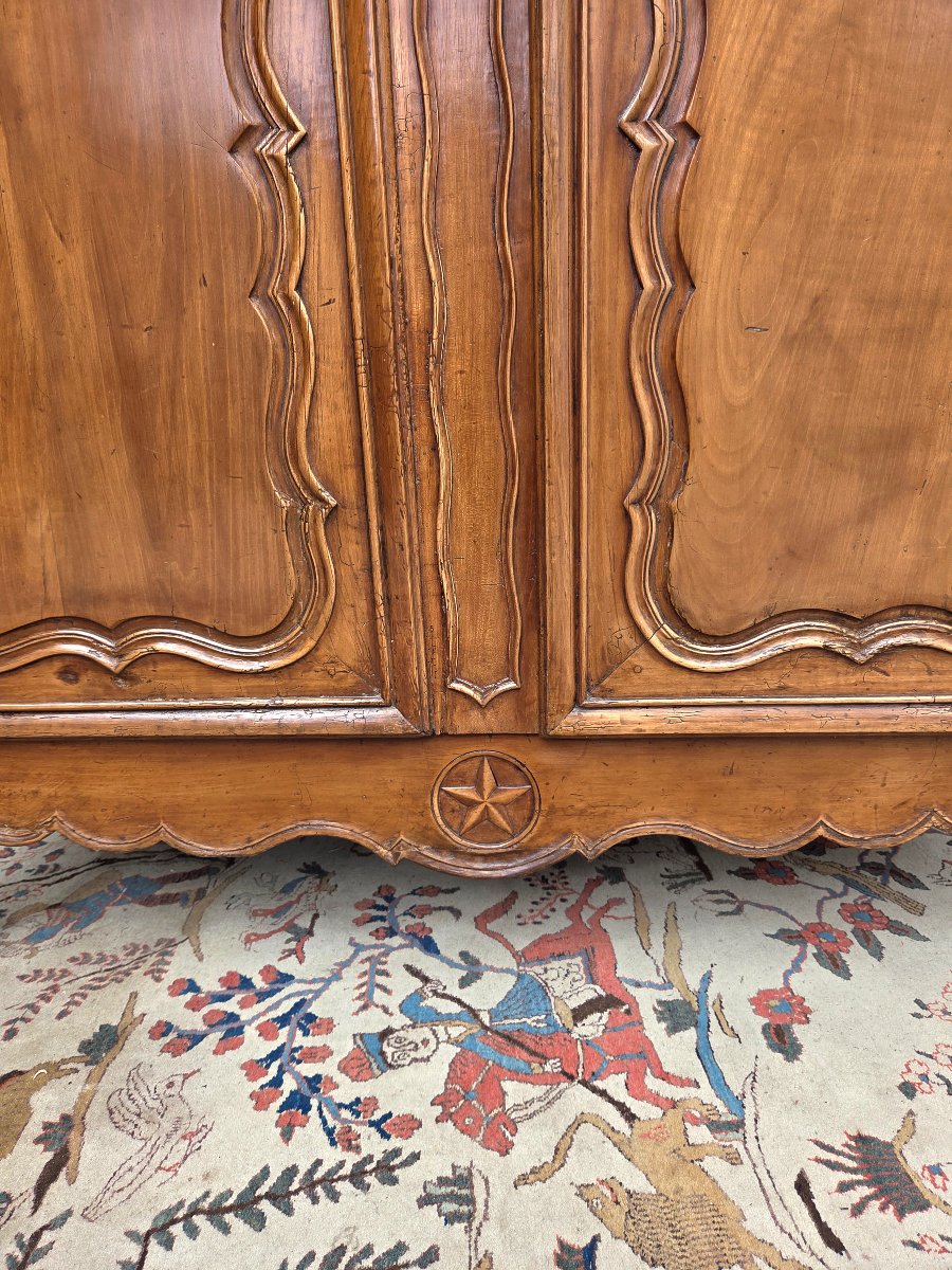 Regional Louis XV Cabinet Made Of Cherry Wood. 18th-century Piece-photo-2