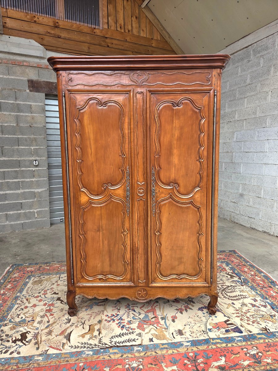 Regional Louis XV Cabinet Made Of Cherry Wood. 18th-century Piece-photo-7