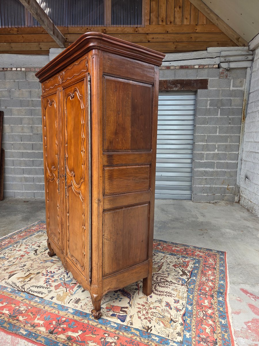 Regional Louis XV Cabinet Made Of Cherry Wood. 18th-century Piece-photo-8
