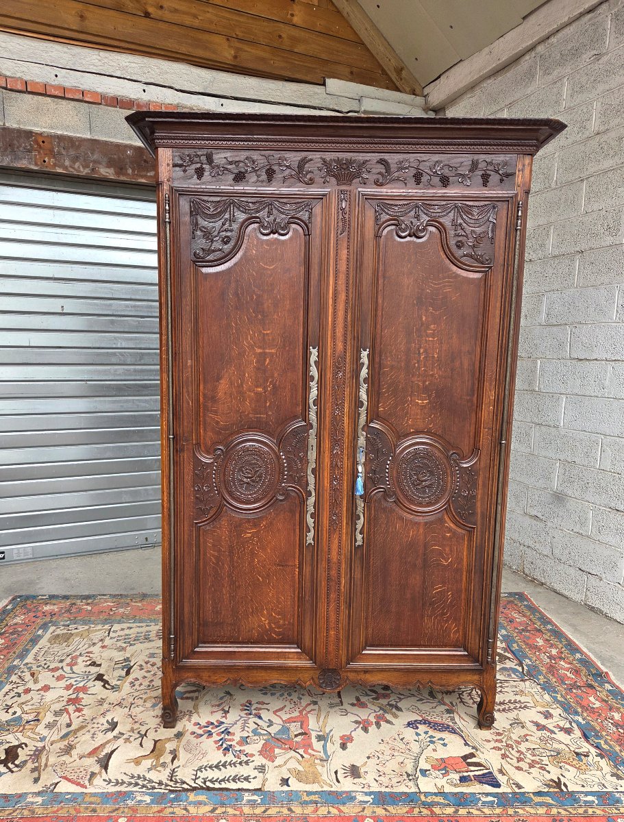 Carved Oak Wedding Cabinet, Louis XV Style. From The Pays De Caux Region. Late 18th Century