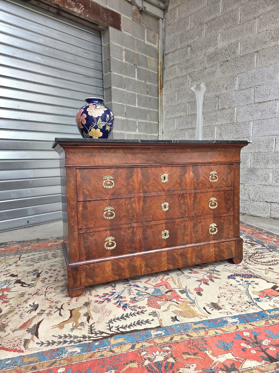 Restored Mahogany Chest Of Drawers, 5 Drawers. Gray Marble With White Veins. Early 19th Century. -photo-5
