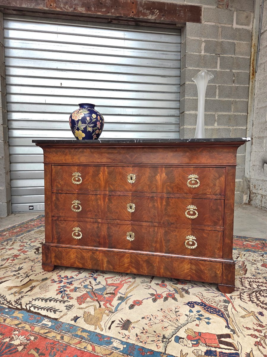 Restored Mahogany Chest Of Drawers, 5 Drawers. Gray Marble With White Veins. Early 19th Century. -photo-7