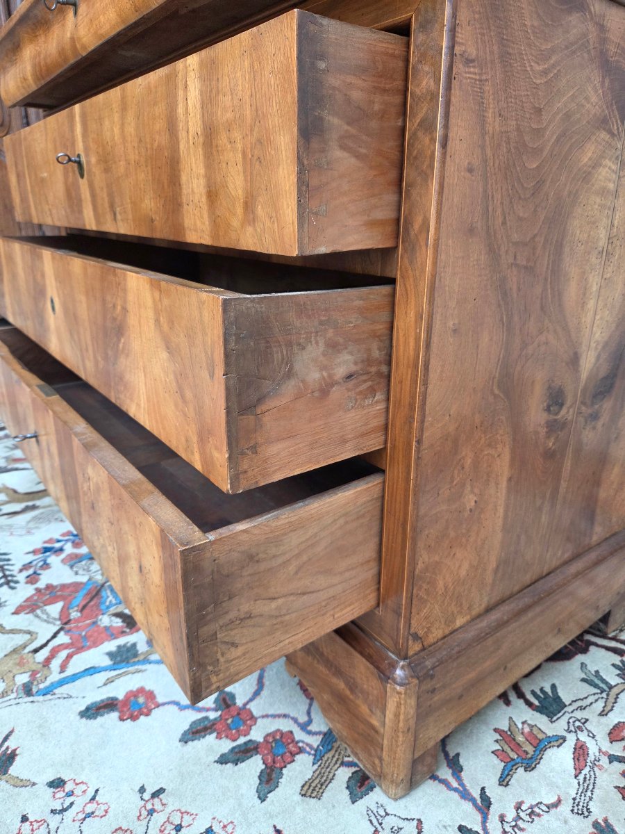 Commode Louis-Philippe en noyer et placage de noyer. Depoque XIXᵉ siècle-photo-2