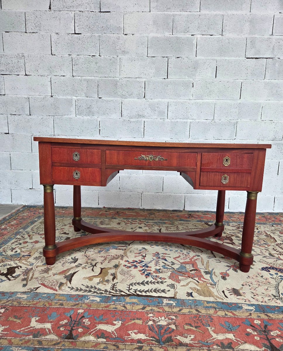 Bureau de milieu,  double face en acajou.  Empire, d'époque début XXe