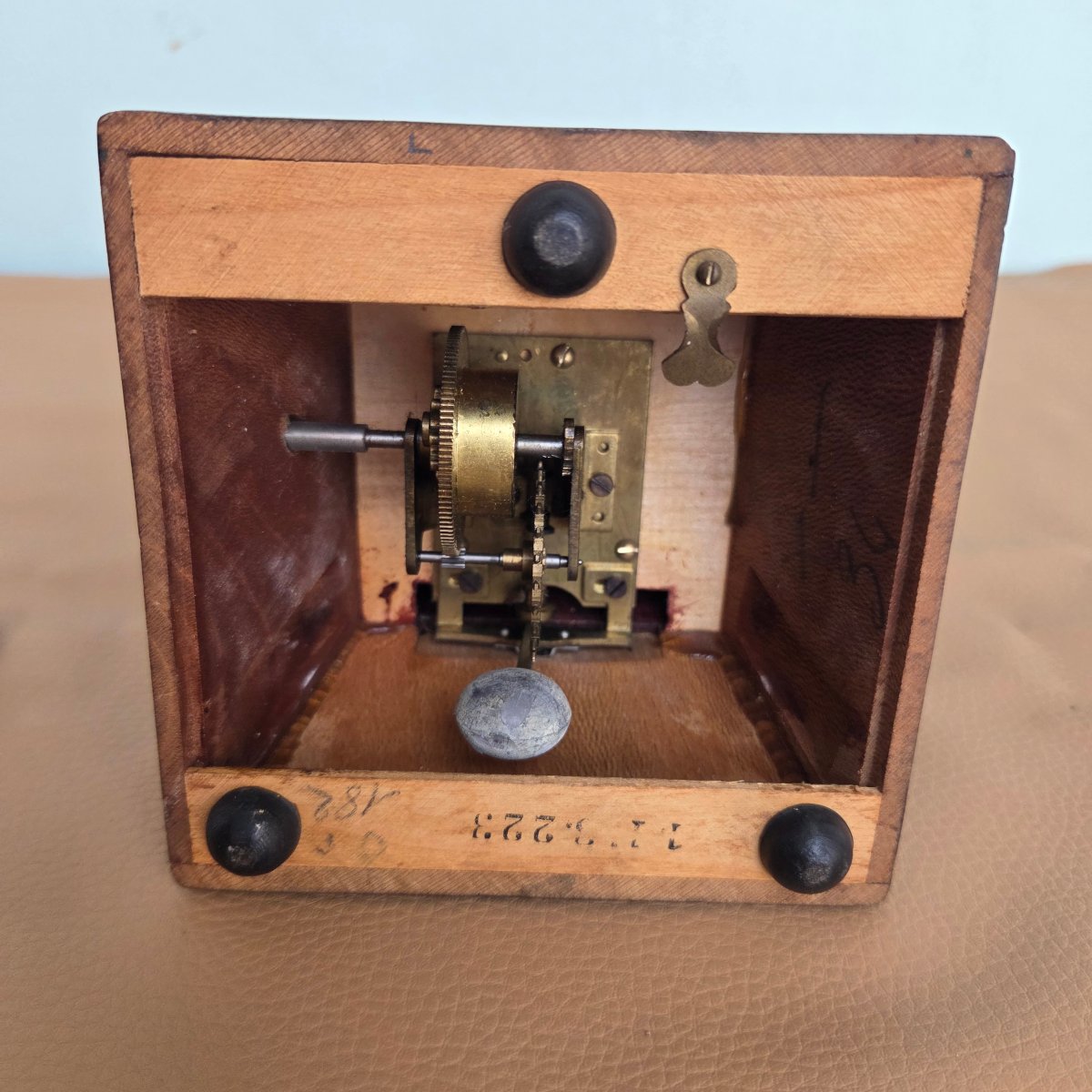 Maëlzel Metronome, Rosewood Case. Early 20th Century-photo-2