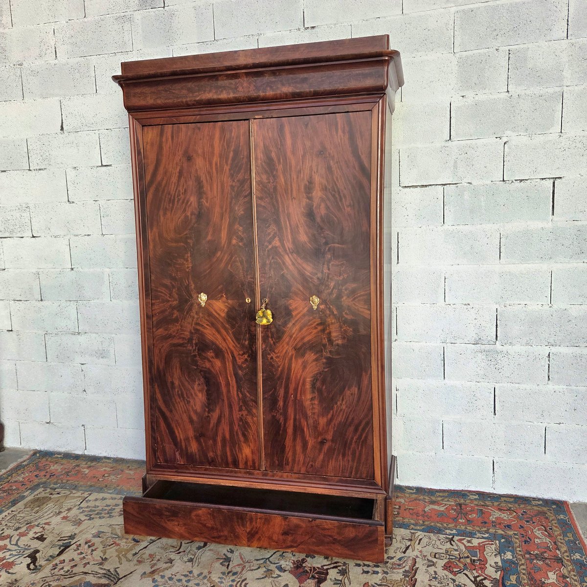 Louis-philippe-style Cabinet In Flamed Mahogany. 19th-century Piece-photo-2