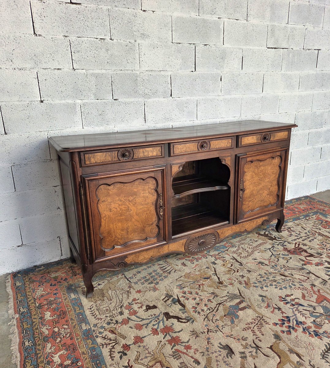 Buffet bas en chêne et Loupe d’Orme. Style Louis XV, d'époque fin XIXe Siècle-photo-5