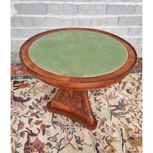 Guéridon en acajou flammé,  plateau réversible cuir et feutrine, Empire, d'époque XIX ème