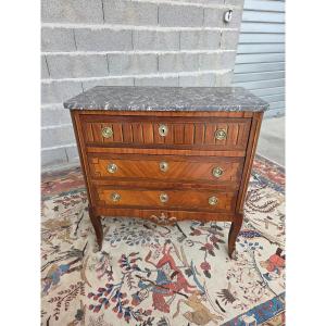 Commode en marqueterie, Transition Louis XV – Louis XVI, d'époque XVIIIe s
