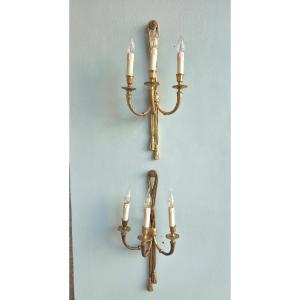 Paire d'appliques en bonze doré, Louis XVI, d'époque XIXème