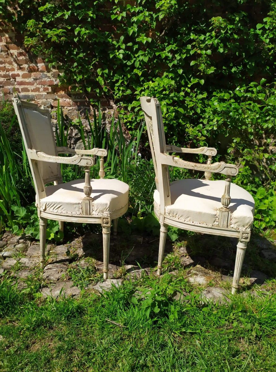 Paire De Fauteuils De Style Louis XVI-photo-1