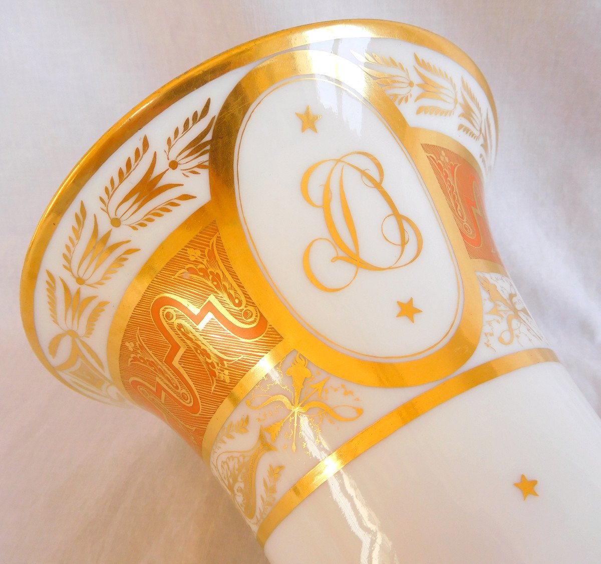 Cache-pot En Porcelaine De Paris Décor Richement Doré à l'Or Fin, époque Empire-photo-1