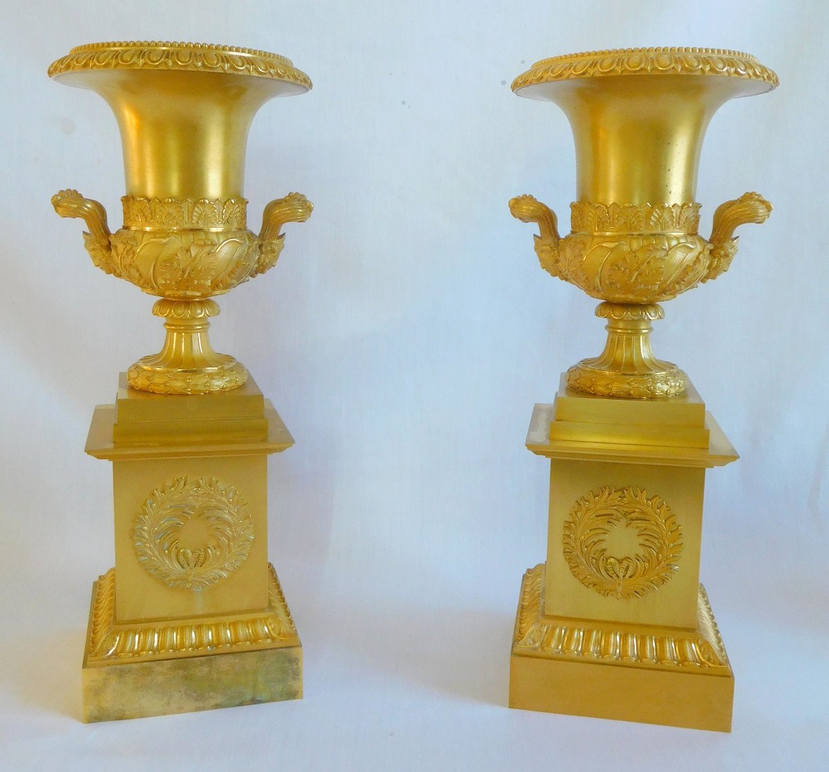 Paire De Grds Vases d'Ornement En Bronze Ciselés Et Dorés Au Mercure Attribués à Thomire 40,5cm-photo-2