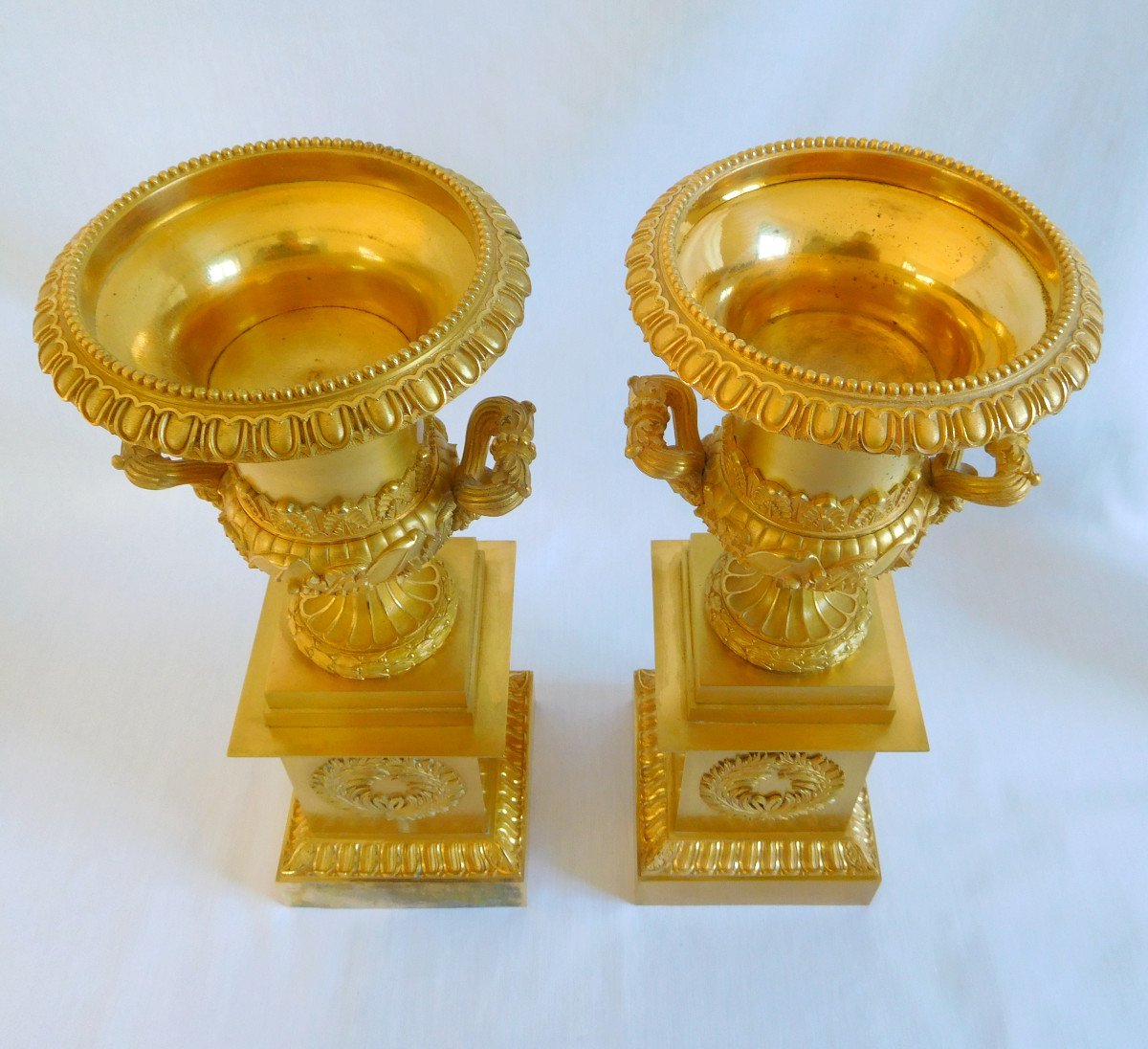 Paire De Grds Vases d'Ornement En Bronze Ciselés Et Dorés Au Mercure Attribués à Thomire 40,5cm-photo-6