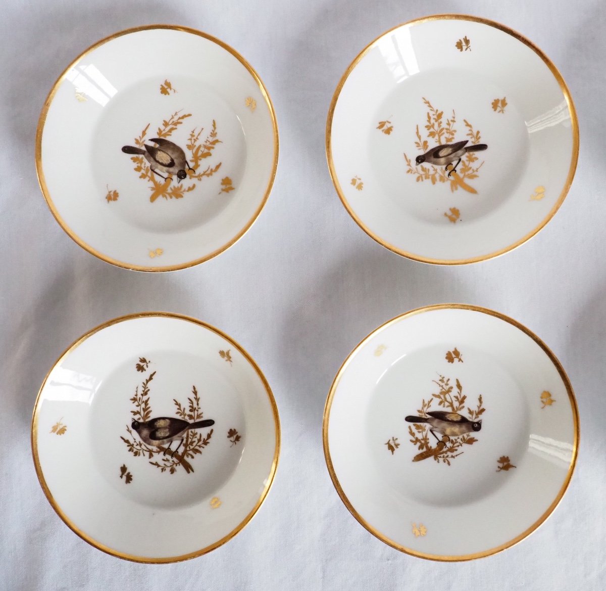 Brussels Porcelain Coffee Set : 8 Coffee Cups, Fine Gold And Polychromatic Birds Circa 1800-photo-4