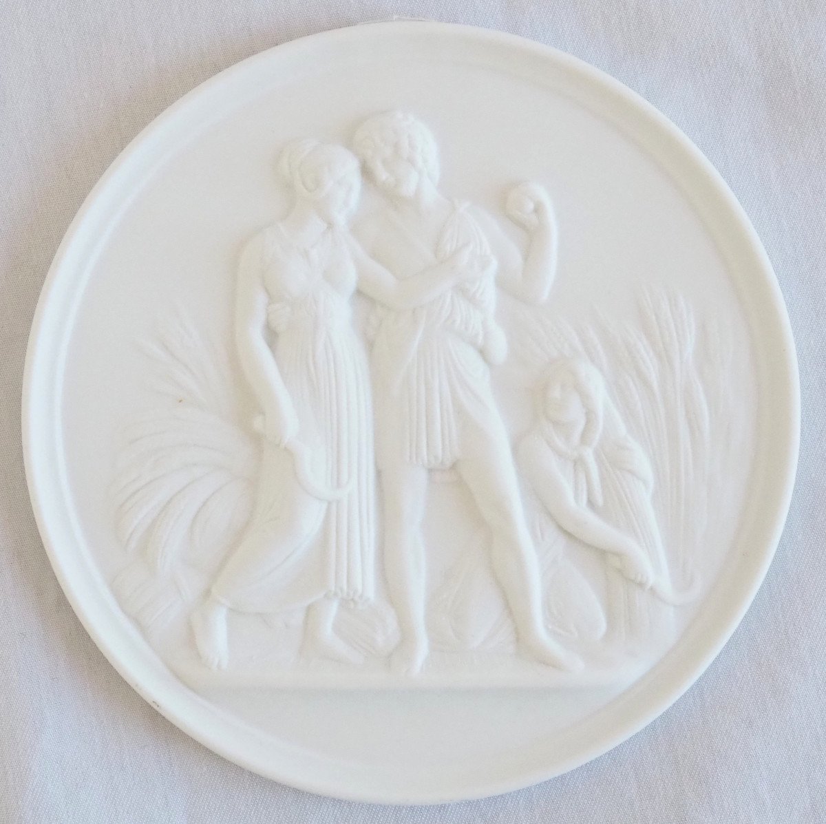 Paire De Médaillons Néoclassiques En Biscuit De Porcelaine De Style Empire  - Cérès Et Bacchus-photo-3