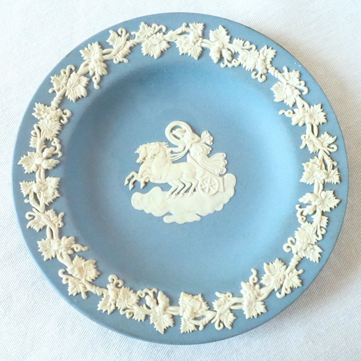 Wedgwood : Set Of 6 Porcelain Biscuit Plates-photo-1