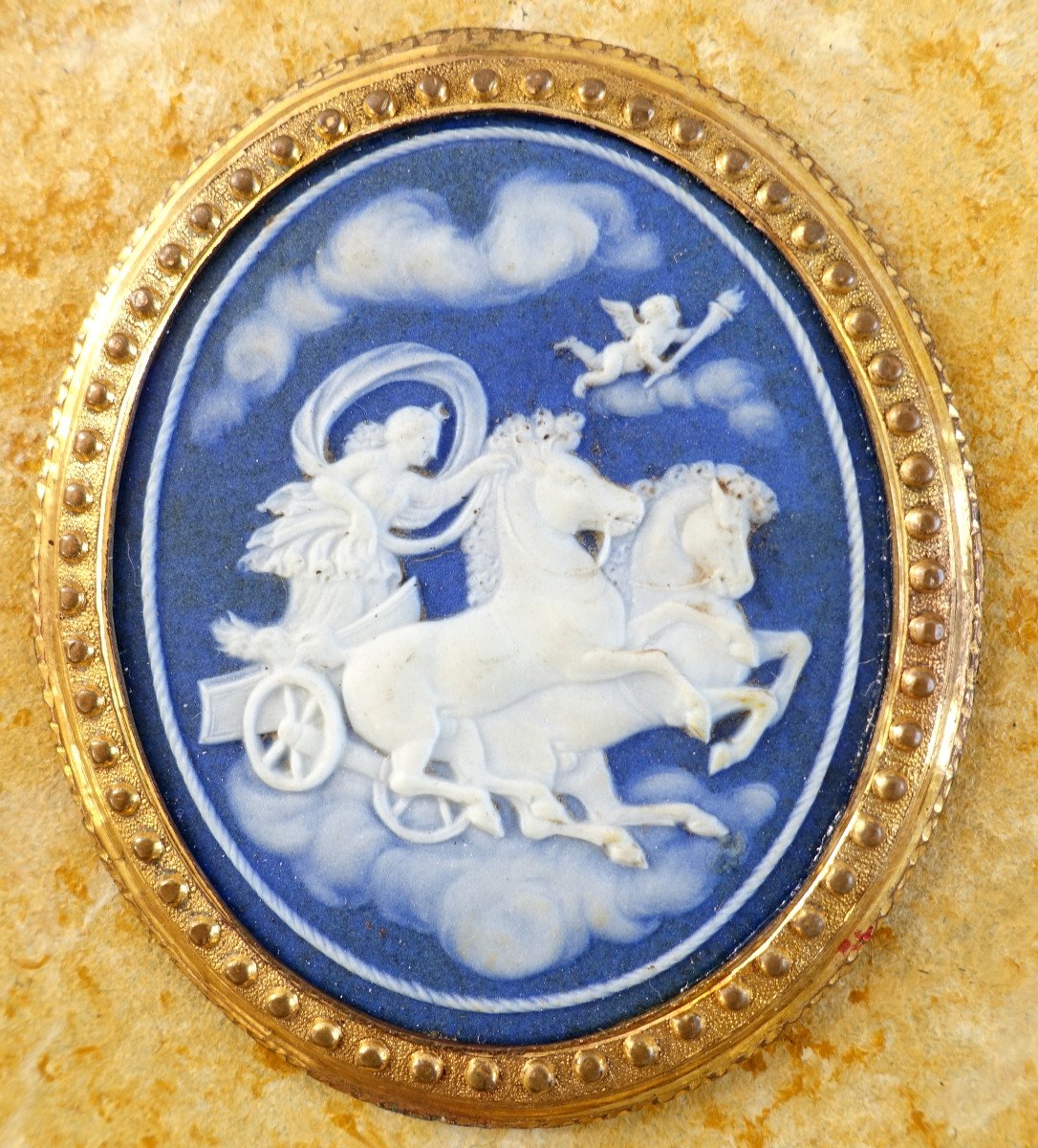 Miniature Scène Mythologique Le Char De Venus Wedgwood Bleu Sur Fond Faux Marbre Jaune - 19e S-photo-3