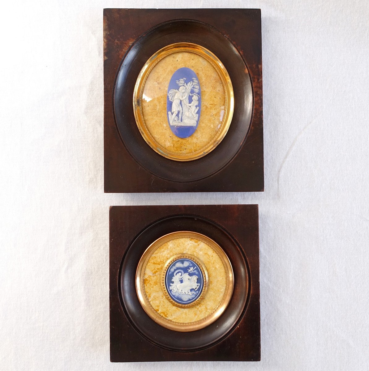 Miniature Scène Mythologique Le Char De Venus Wedgwood Bleu Sur Fond Faux Marbre Jaune - 19e S-photo-1