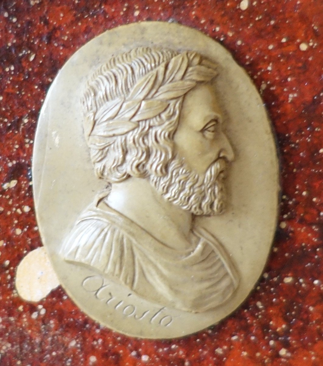 Camées à l'Antique Dans Un Cadre Empire, Souvenir Du Grand Tour Sur Fond Porphyre-photo-1