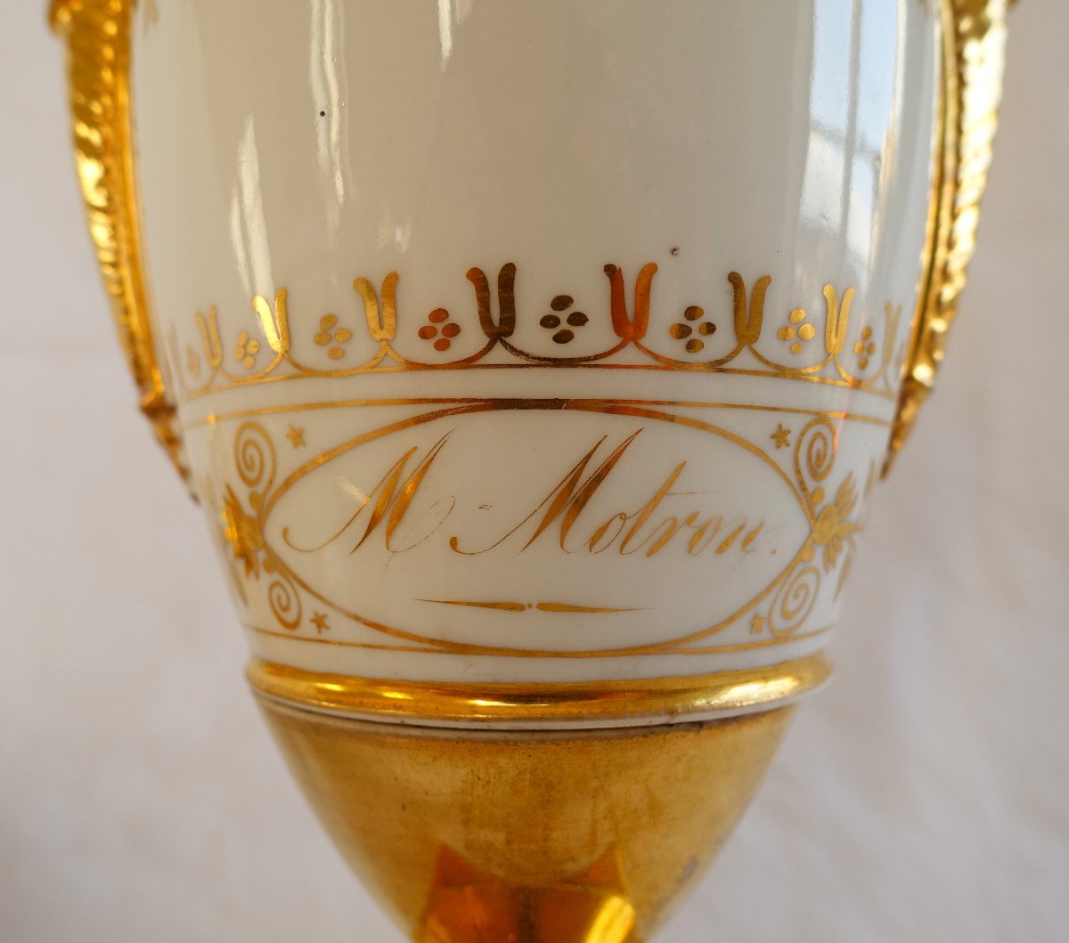 Pair Of Empire Paris Porcelain Vases Enhanced With Fine Gold, Early 19th Century-photo-2