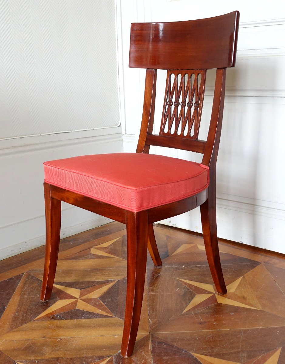 Paire De Chaises Klismos à l'Antique En Acajou Et Soie d'époque Consulat, Estampille De Chapuis-photo-1