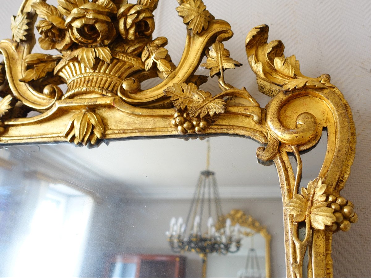 Grand Miroir Provencal d'époque Louis XV En Bois Doré Richement Sculpté, Glace Au Mercure-photo-1