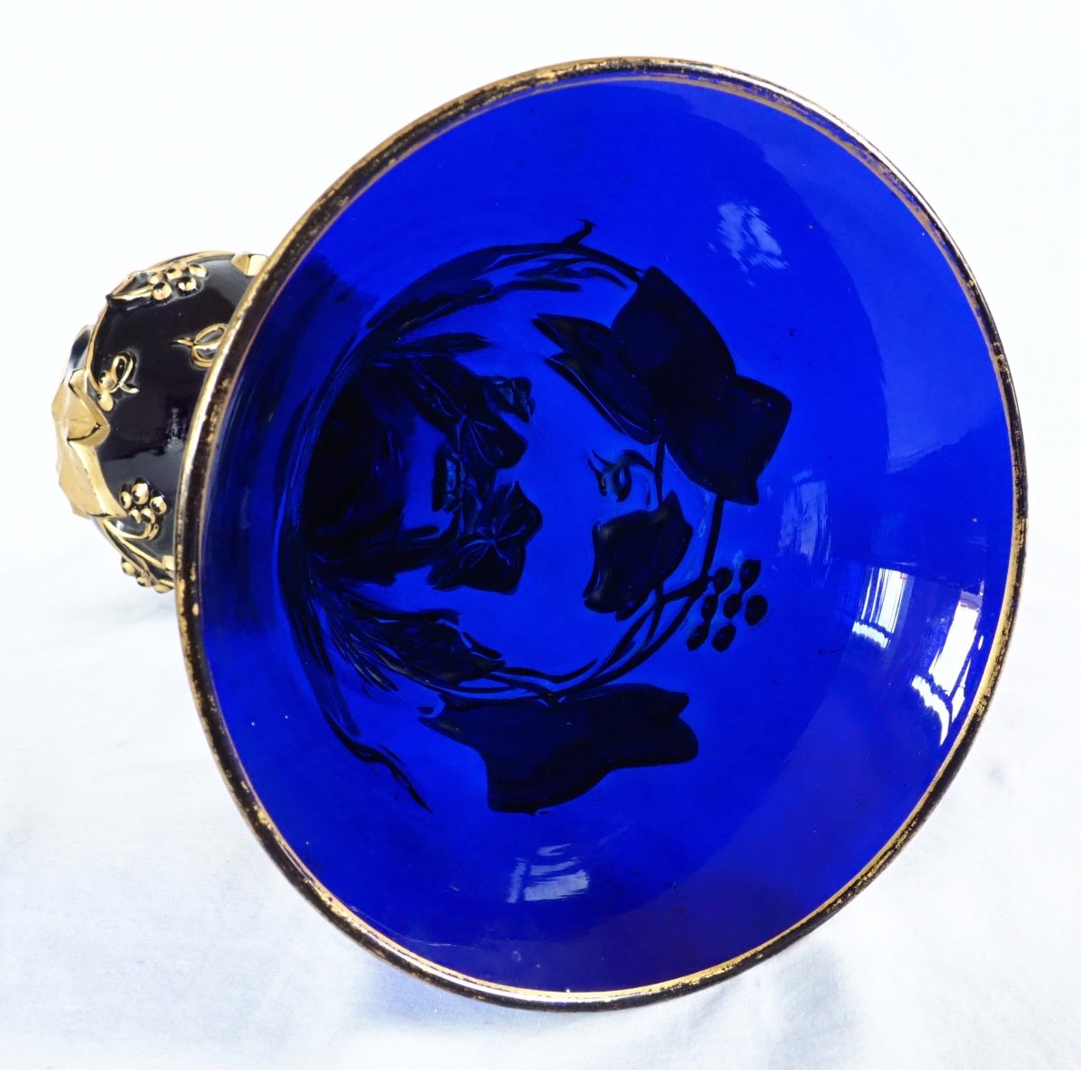 Tall Cobalt Blue Baccarat Crystal Vase, Gold Ivy Garland Pattern - 39.6cm-photo-2