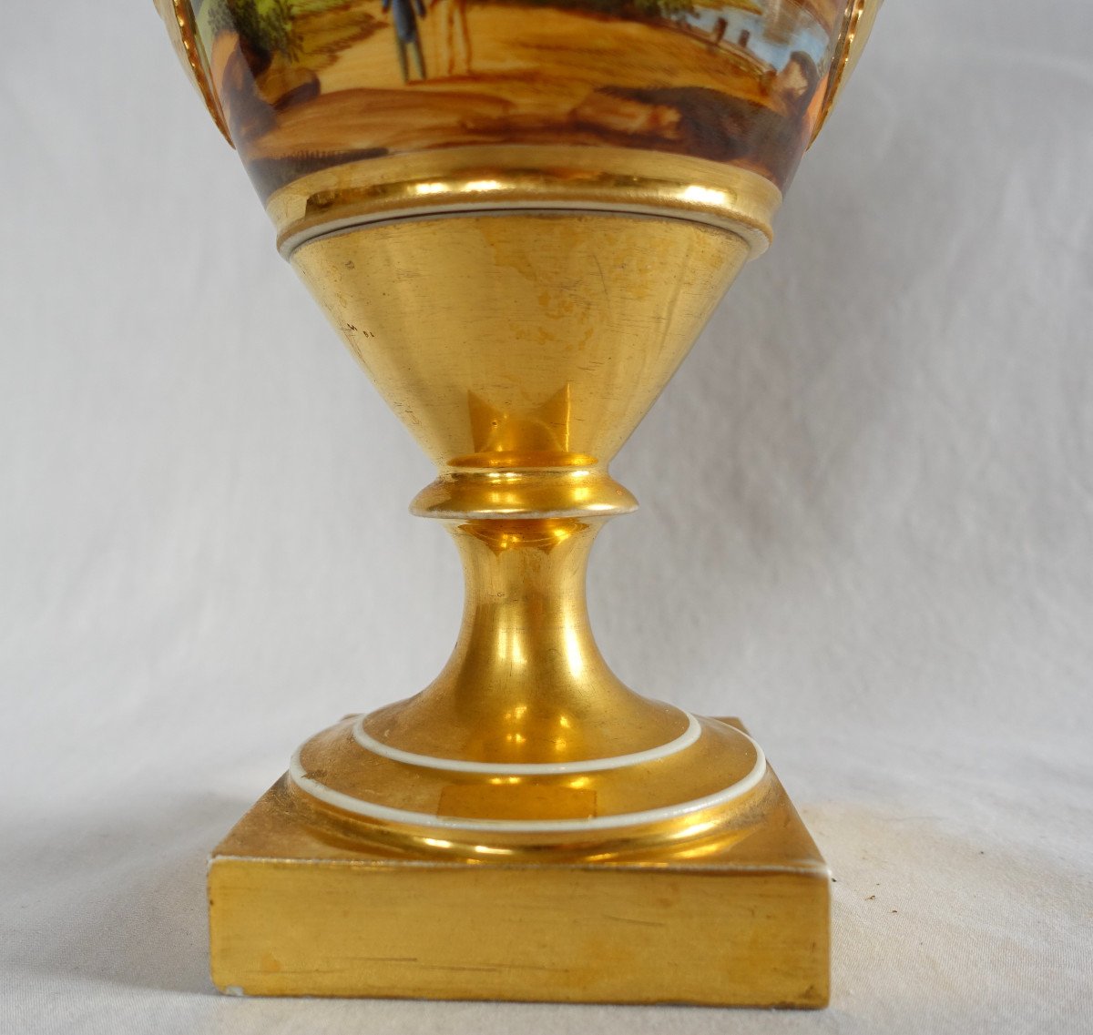 Empire Vase With "turning Landscape" In Paris Porcelain - Early 19th Century, 30cm-photo-4