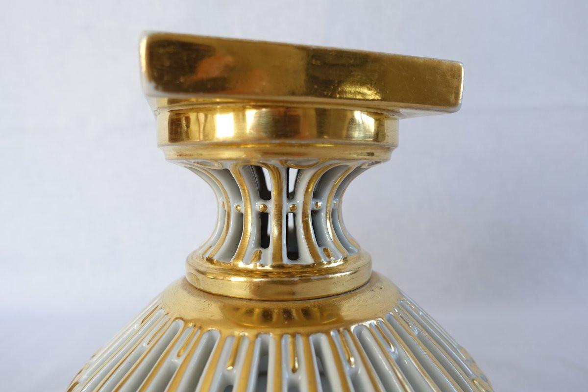   Openwork Cup In Paris Porcelain, Gold-gilded, Empire / Restoration Period-photo-5