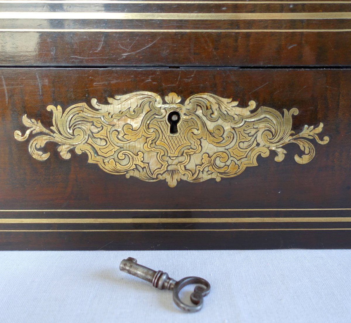 Grand Coffret / Cassette à Bijoux Napoleon III En Marqueterie De Laiton Et De Nacre-photo-3