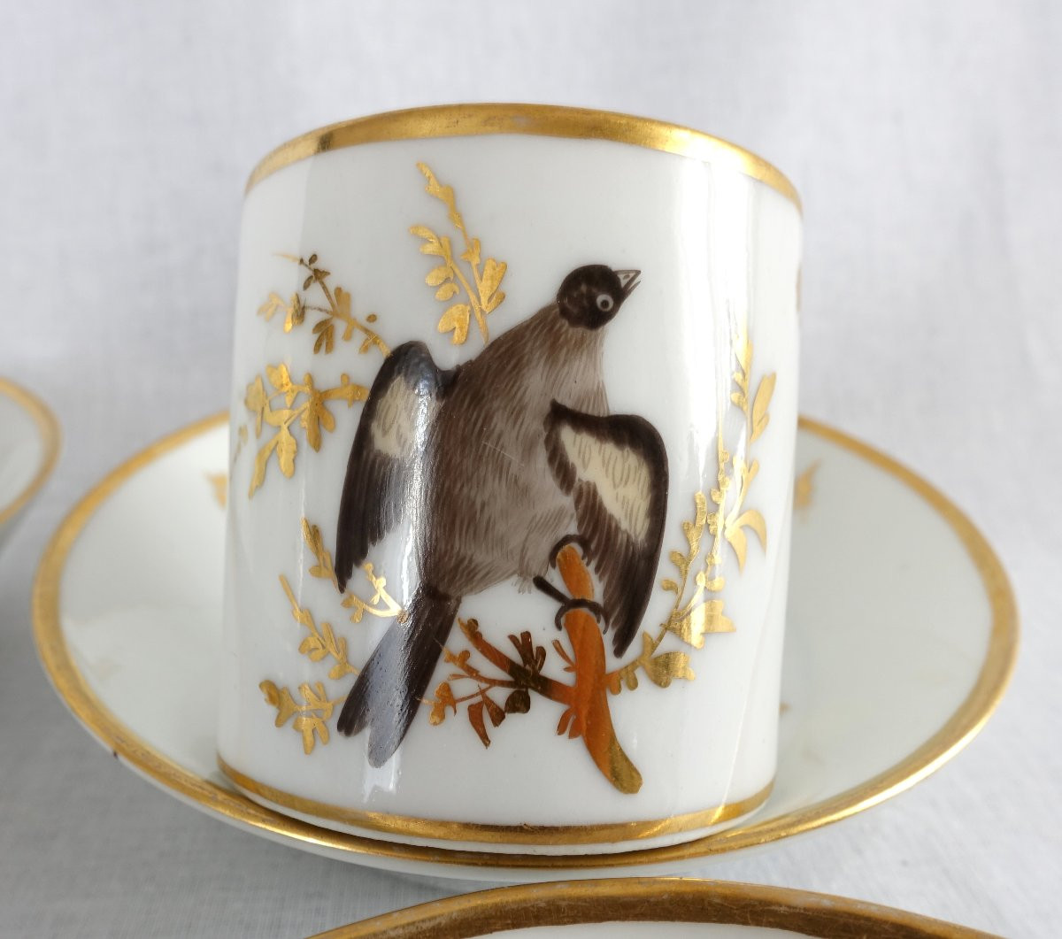 Brussels Porcelain Coffee Set : 6 Coffee Cups Gilt With Fine Gold And Polychromatic Birds Circa-photo-3