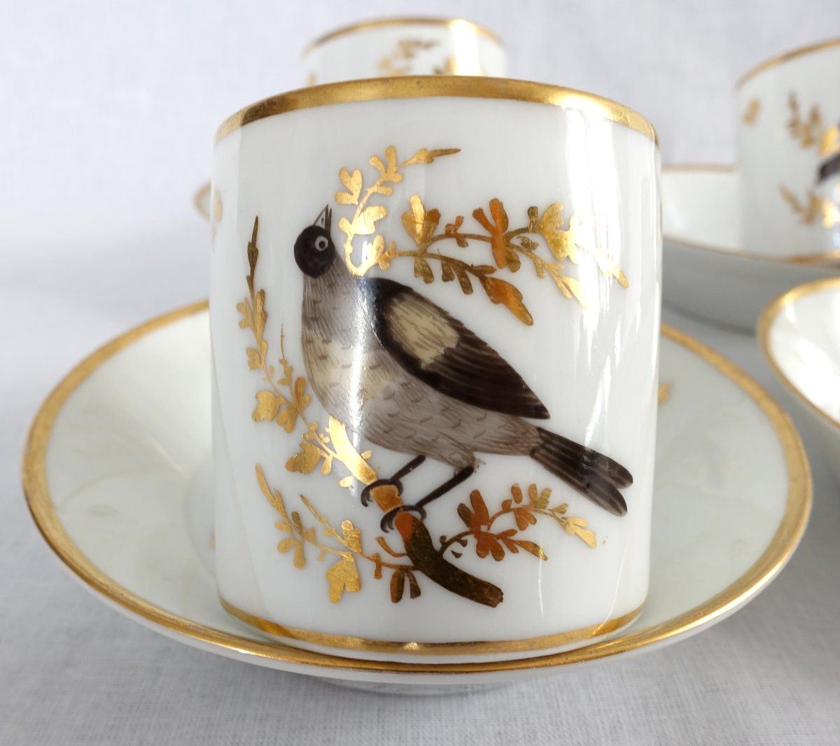 Brussels Porcelain Coffee Set : 6 Coffee Cups Gilt With Fine Gold And Polychromatic Birds Circa-photo-4