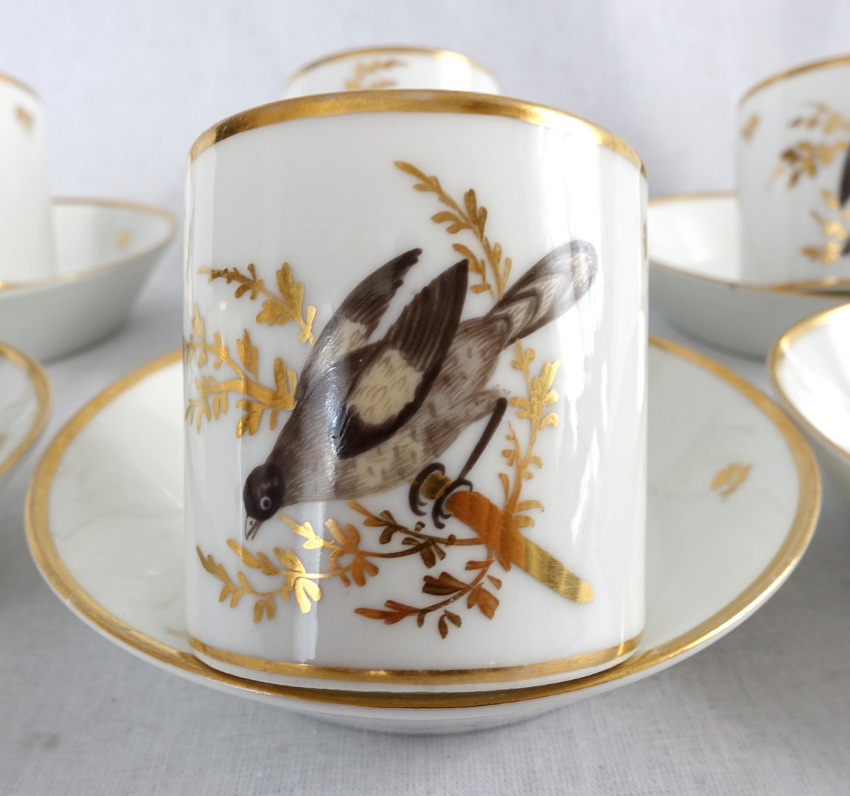 Brussels Porcelain Coffee Set : 6 Coffee Cups Gilt With Fine Gold And Polychromatic Birds Circa-photo-5