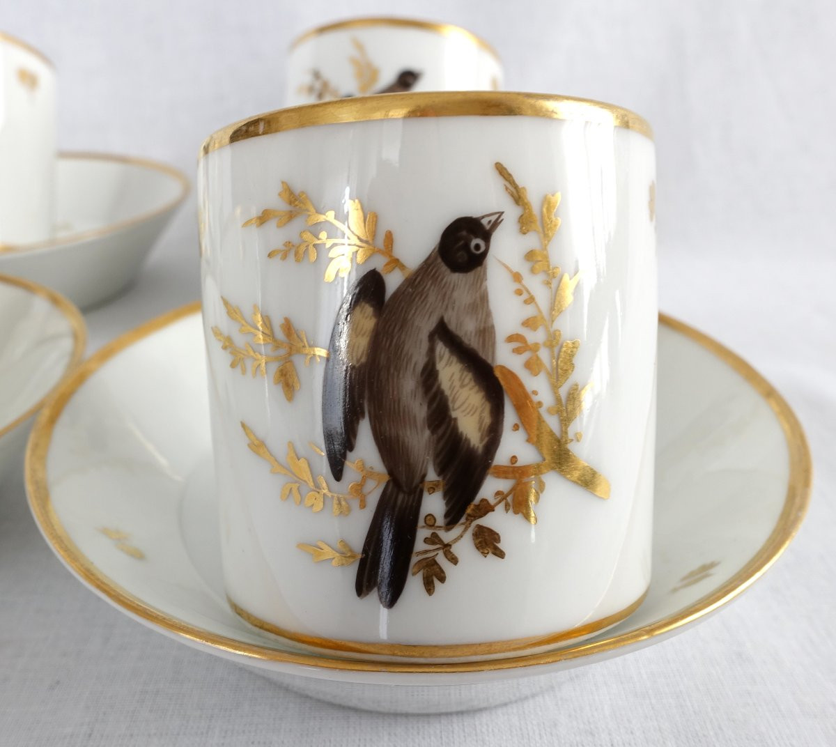 Brussels Porcelain Coffee Set : 6 Coffee Cups Gilt With Fine Gold And Polychromatic Birds Circa-photo-6