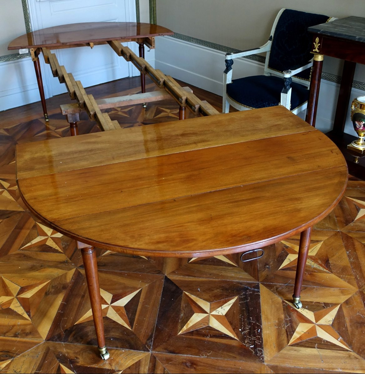 Table De Salle à Manger Louis XVI En Acajou Massif Avec Rallonge En Acajou - Début XIXe Siècle-photo-3