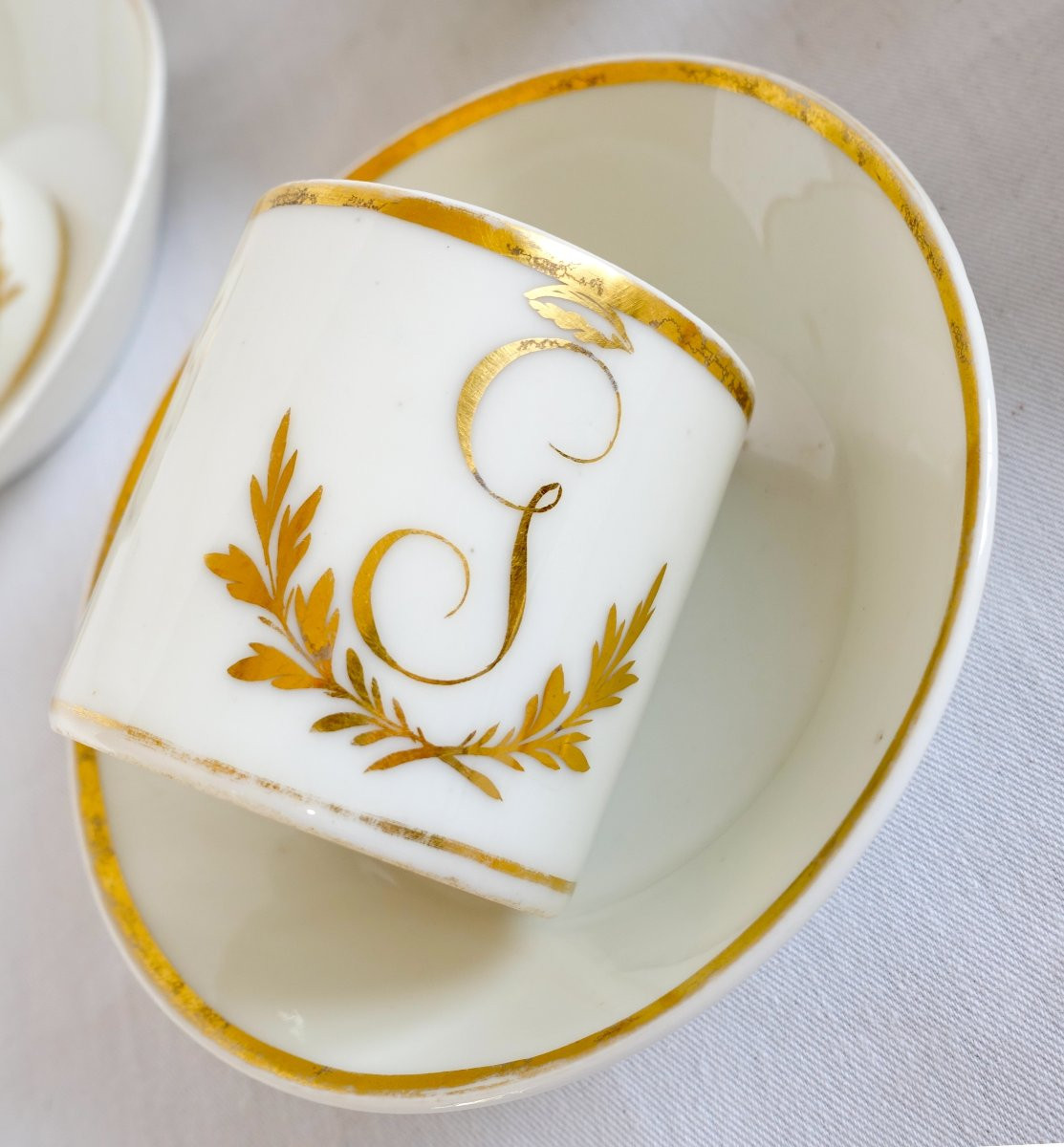 Suite de 4 tasses à café litrons à monogrammes d'époque Directoire vers 1800-photo-2